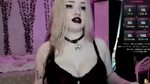 cherry_elfcat online show from July 13, 2026, 5:43 am