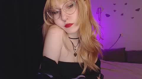 Snapshot of cherry_hazzze chatting on February 25, 2026, 5:22 pm Cheryl online show from February 25, 2026, 5:22 pm