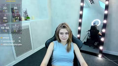 cherry_pr1ce online show from December 5, 2024, 3:59 am