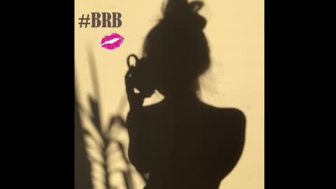 Mia online show from November 14, 2025, 8:02 am