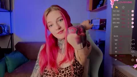 Roxy online show from October 16, 2025, 9:05 pm