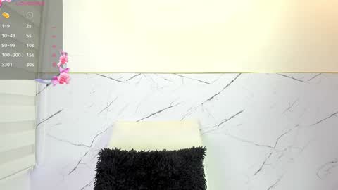 Snapshot of cherry_welll chatting on December 11, 2024, 4:39 am Cherry Conection 11pm-6am Colombia time online show from December 11, 2024, 4:39 am