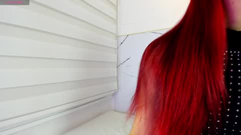 Snapshot of cherry_welll chatting on January 12, 2025, 3:39 am Cherry Conection 11pm-6am Colombia time online show from January 12, 2025, 3:39 am