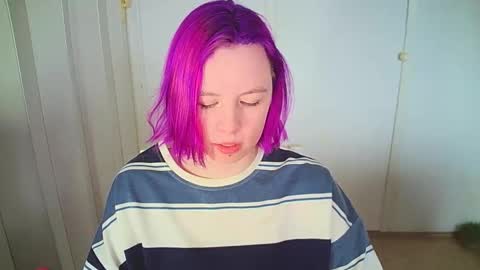 cherrybaby_0 online show from February 10, 2026, 7:34 am