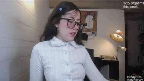 Sarah Prez online show from February 18, 2026, 4:30 am