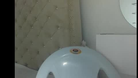 cherry online show from November 20, 2025, 11:04 pm