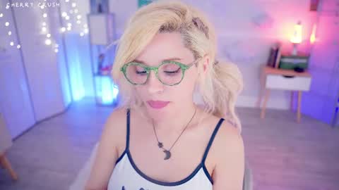 Snapshot of cherrycrush chatting on June 9, 2026, 5:02 pm Cherry Crush online show from June 9, 2026, 5:02 pm