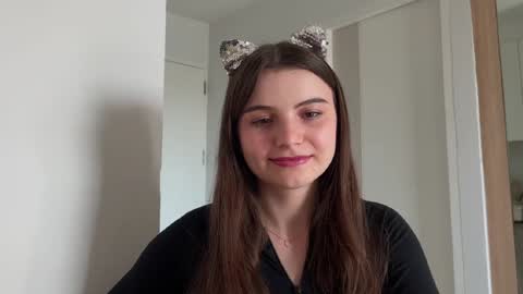 Snapshot of cherryelin chatting on December 28, 2024, 7:44 am Lina online show from December 28, 2024, 7:44 am