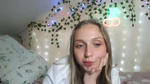 cherryflavorxx online show from May 29, 2026, 5:05 am