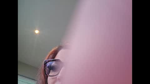 Snapshot of cherrygirlmilf chatting on March 18, 2026, 9:18 pm Cherry milf xx online show from March 18, 2026, 9:18 pm