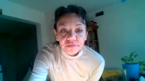 Snapshot of cherryhillss chatting on October 15, 2025, 3:23 pm cherryhillss online show from October 15, 2025, 3:23 pm