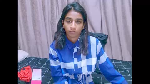 Snapshot of cherryindian4u69 chatting on January 28, 2025, 5:11 am leah online show from January 28, 2025, 5:11 am