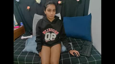 Snapshot of cherryindian4u69 chatting on September 29, 2025, 4:56 pm leah online show from September 29, 2025, 4:56 pm