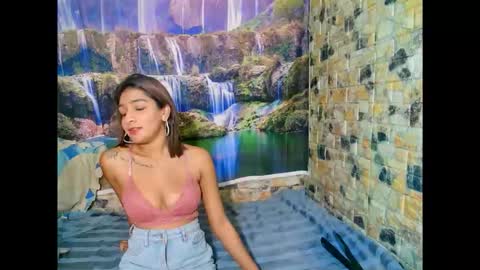 Snapshot of cherryindian4u69 chatting on October 8, 2025, 5:27 am leah online show from October 8, 2025, 5:27 am