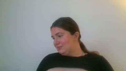 Snapshot of cherryjune chatting on December 19, 2025, 2:35 pm CherryJune online show from December 19, 2025, 2:35 pm