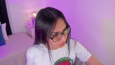 Snapshot of cherrylady2 chatting on October 18, 2025, 12:50 pm Cherry online show from October 18, 2025, 12:50 pm