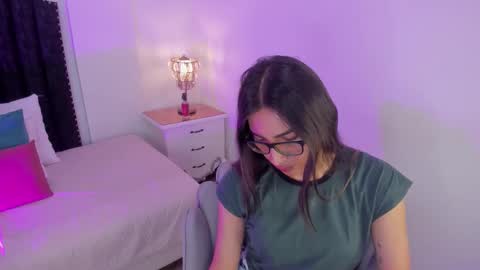 Snapshot of cherrylady2 chatting on November 8, 2025, 12:27 pm Cherry online show from November 8, 2025, 12:27 pm