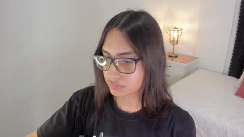 Snapshot of cherrylady2 chatting on November 16, 2025, 12:22 pm Cherry online show from November 16, 2025, 12:22 pm