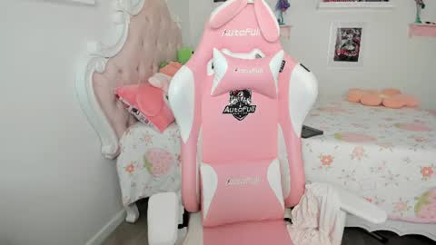 cherrycute666 online show from July 30, 2026, 7:29 am