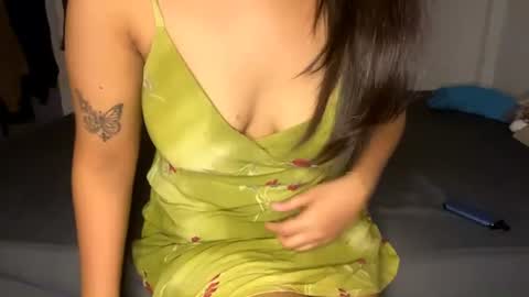 Bella online show from June 24, 2026, 3:11 pm