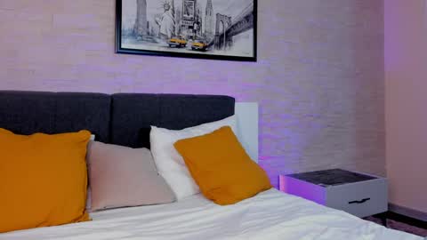 Ava online show from May 21, 2026, 4:08 am