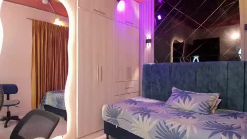 Snapshot of chery_hott chatting on September 12, 2025, 11:10 am Cherry Kathalina online show from September 12, 2025, 11:10 am