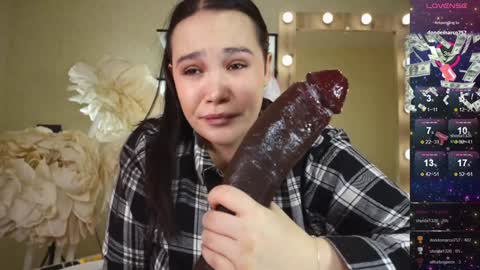 Snapshot of chery_lady22 chatting on January 8, 2025, 3:51 am Banny online show from January 8, 2025, 3:51 am