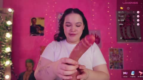 Snapshot of chery_lady22 chatting on December 20, 2025, 8:21 am Banny online show from December 20, 2025, 8:21 am