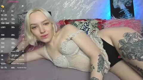 Cheryl online show from November 27, 2025, 10:45 pm