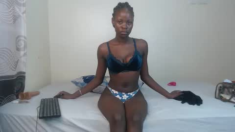 chessybee online show from January 18, 2026, 8:34 pm