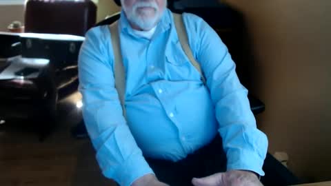 Snapshot of chgodad chatting on May 6, 2026, 9:09 pm chgodad online show from May 6, 2026, 9:09 pm