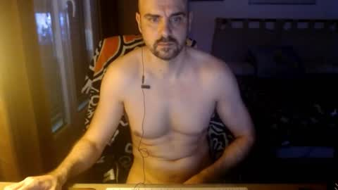 Snapshot of chicocam1983 chatting on October 26, 2025, 4:46 pm chicocam1983 online show from October 26, 2025, 4:46 pm