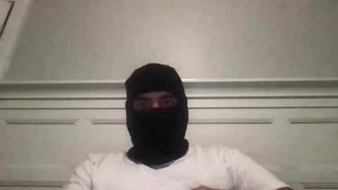 Snapshot of chicopaiisaa chatting on February 4, 2026, 11:31 pm Andres online show from February 4, 2026, 11:31 pm