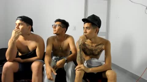 chicossex02 online show from July 24, 2026, 9:46 pm