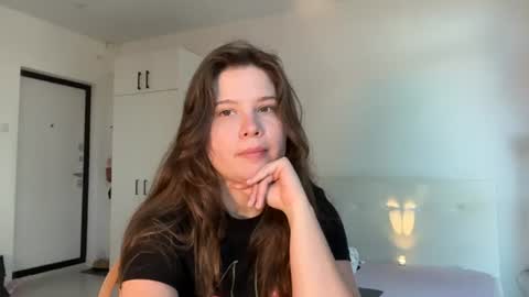 chiculya online show from June 19, 2026, 2:21 pm