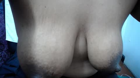 Chikys   online show from November 22, 2025, 4:28 pm