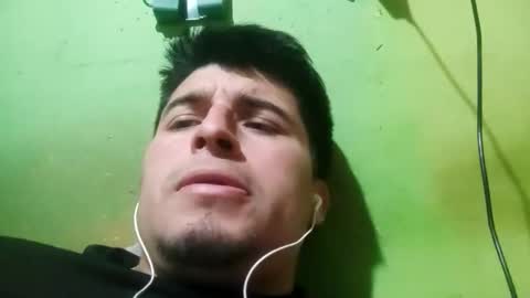 chilehot28 online show from December 17, 2025, 12:27 am