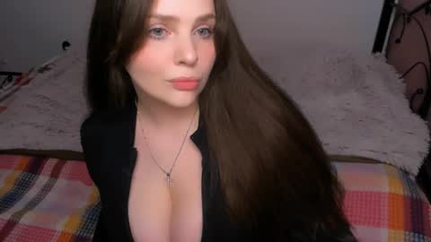 Snapshot of chilivanilla chatting on April 25, 2026, 3:53 pm lalaland online show from April 25, 2026, 3:53 pm