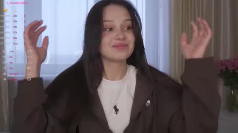 Snapshot of chillgirlll chatting on February 15, 2026, 6:10 am Nicole online show from February 15, 2026, 6:10 am