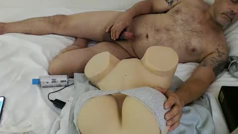 Snapshot of chillguy666 chatting on December 22, 2025, 6:43 am new toy online show from December 22, 2025, 6:43 am