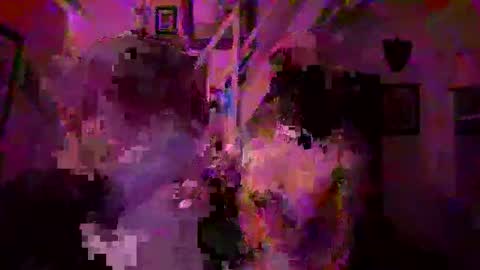 Snapshot of chillmates chatting on December 17, 2025, 11:38 am Faust online show from December 17, 2025, 11:38 am