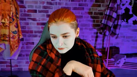 Bella online show from October 20, 2025, 5:08 am