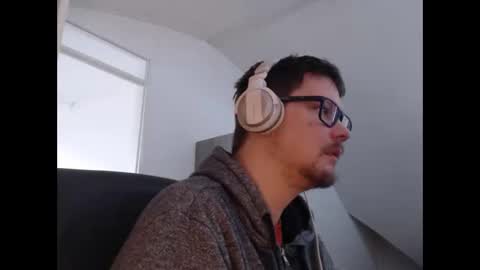 Snapshot of chillzonecam chatting on November 15, 2025, 10:34 am chillzonecam online show from November 15, 2025, 10:34 am