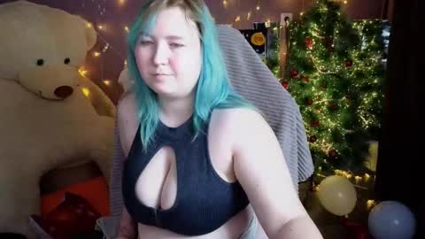 Snapshot of chimberwol chatting on December 20, 2025, 5:53 pm Chim-Chim online show from December 20, 2025, 5:53 pm