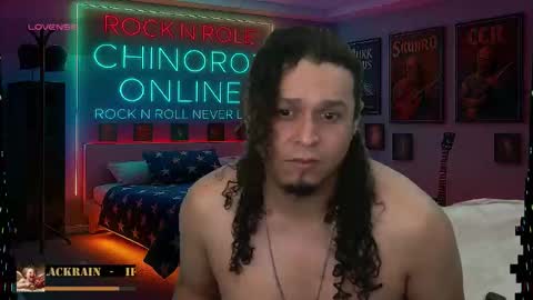 Snapshot of chinoroz chatting on February 1, 2026, 7:18 am Enrique online show from February 1, 2026, 7:18 am