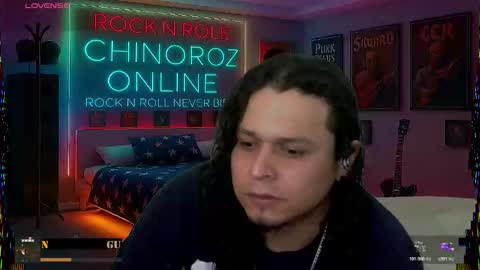 Snapshot of chinoroz chatting on February 3, 2026, 7:02 am Enrique online show from February 3, 2026, 7:02 am