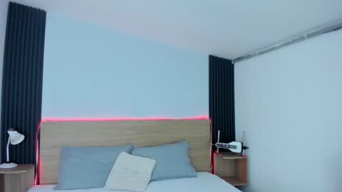 Chiqui online show from November 19, 2025, 7:14 pm