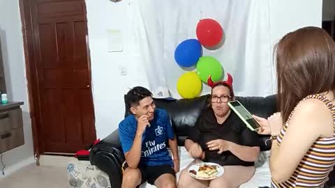 Snapshot of chiquitahot69 chatting on December 16, 2025, 12:48 am chiquitahot69 online show from December 16, 2025, 12:48 am