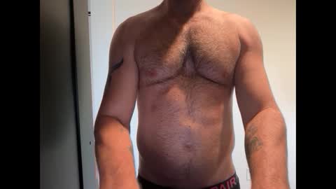 Snapshot of chiquitaroad chatting on October 8, 2025, 6:05 pm chiquitaroad online show from October 8, 2025, 6:05 pm