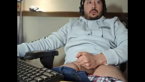 Snapshot of chitownburb chatting on March 23, 2026, 7:23 am chitownburb online show from March 23, 2026, 7:23 am